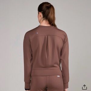 NWOT FIGS Cornelia FORMx Crewneck Scrub Top - Cedar